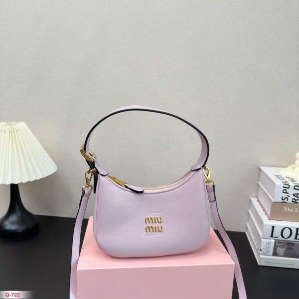 BG2511 MIUMIU