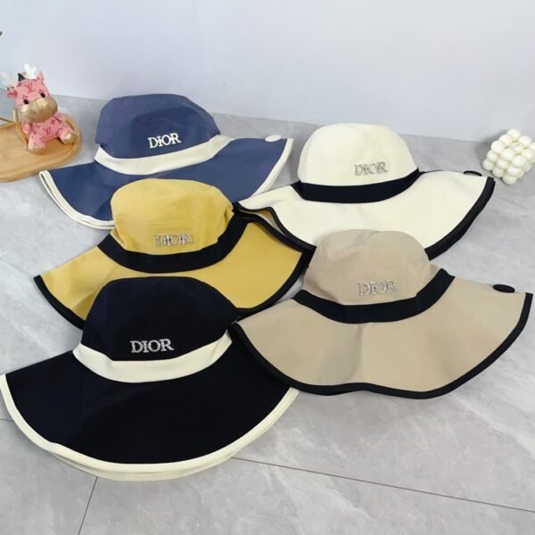 Y1742 DIOR