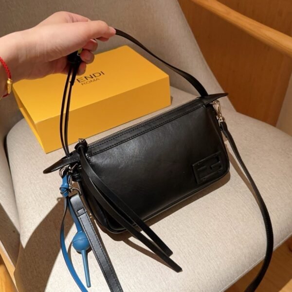BG2672 FENDI