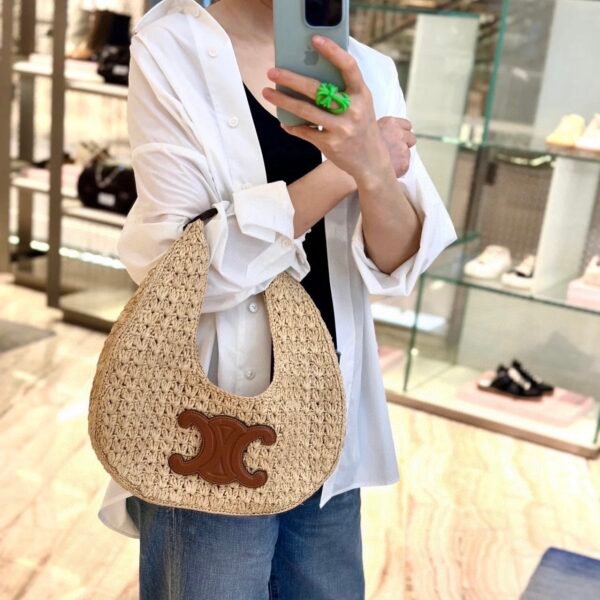 BG2751 Celine
