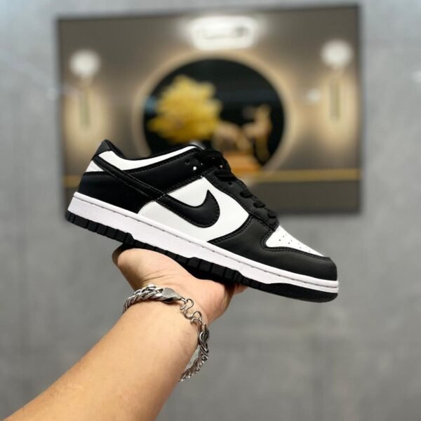 FF2223 NIKE DUNK LOW RETRO