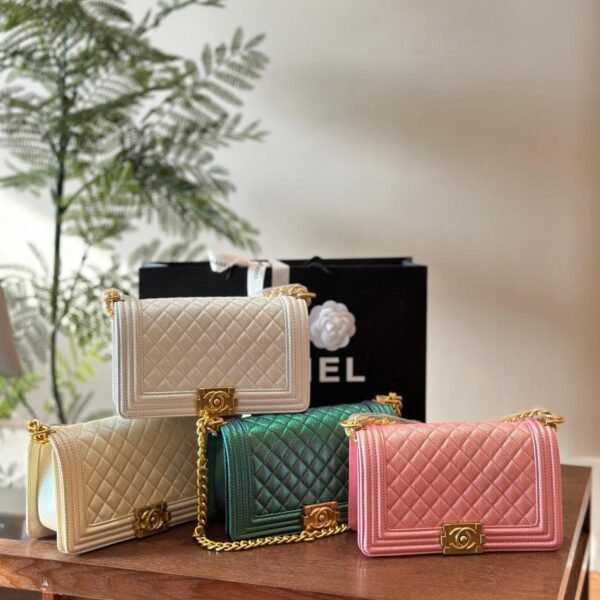 BG2696 CHANEL