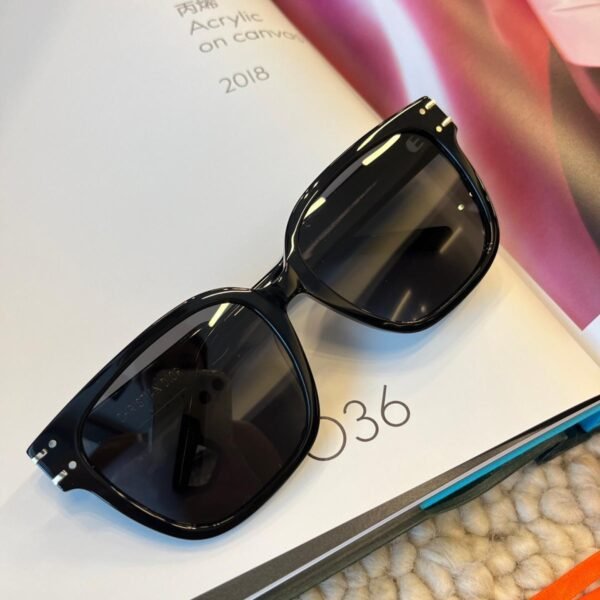 QA2879 DIOR