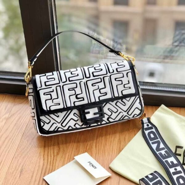 BG2871 Fendi