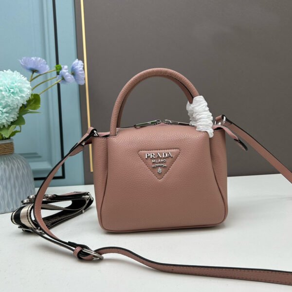 BG2824 PRADA