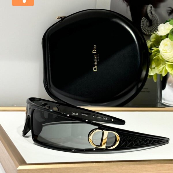 QA2834 DIOR