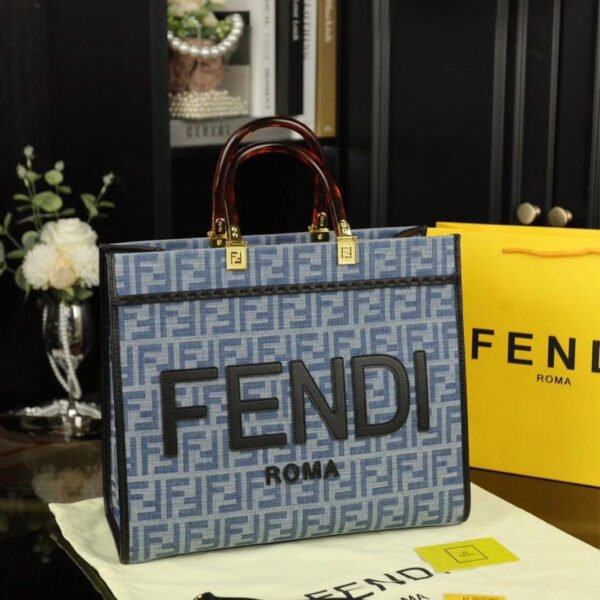 BG3092 Fendi