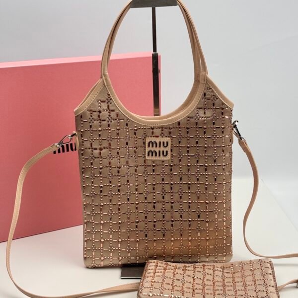 BG3015 MIUMIU