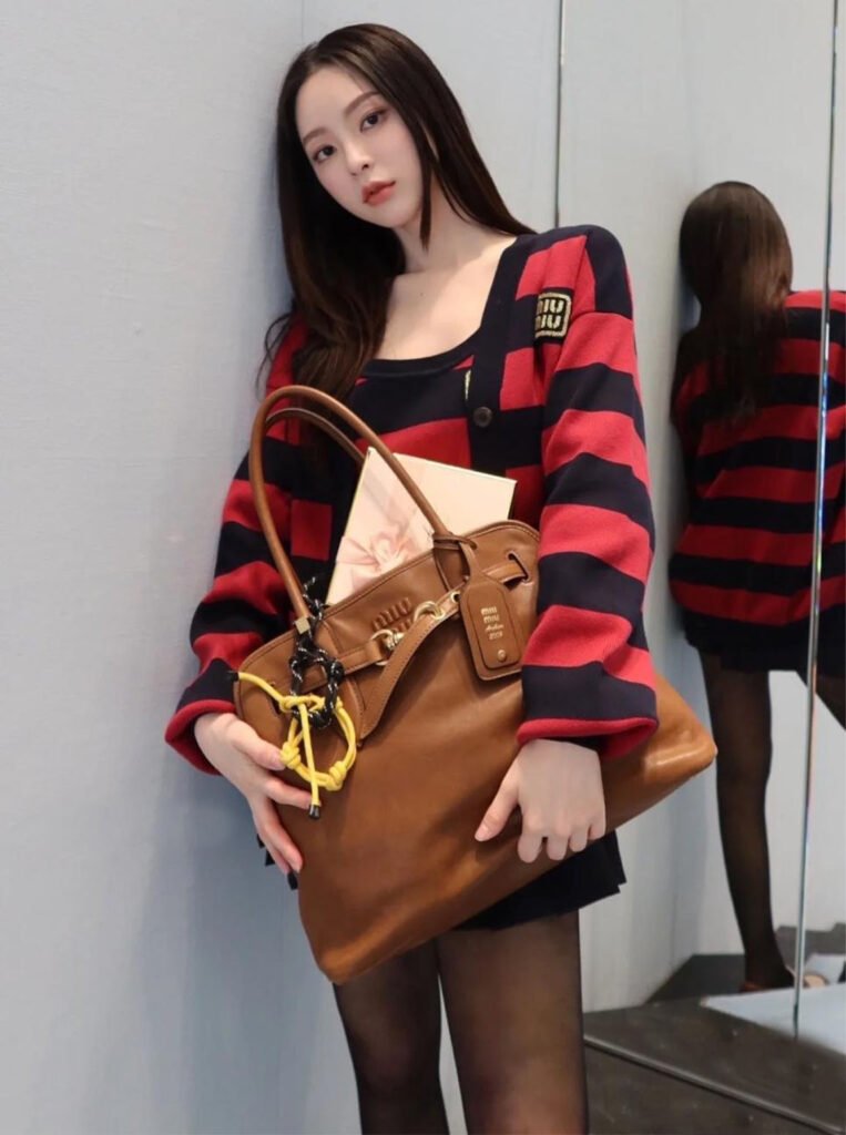 MIU BG 002 763x1024