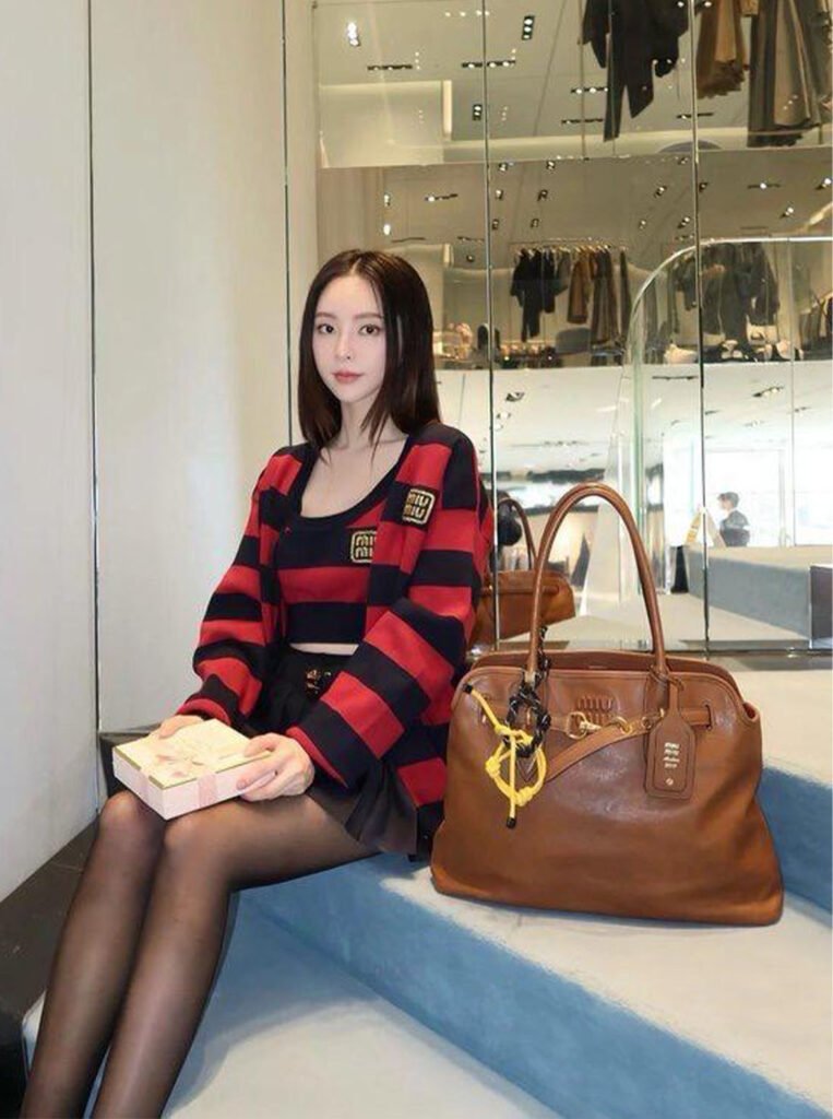MIU BG 003 763x1024