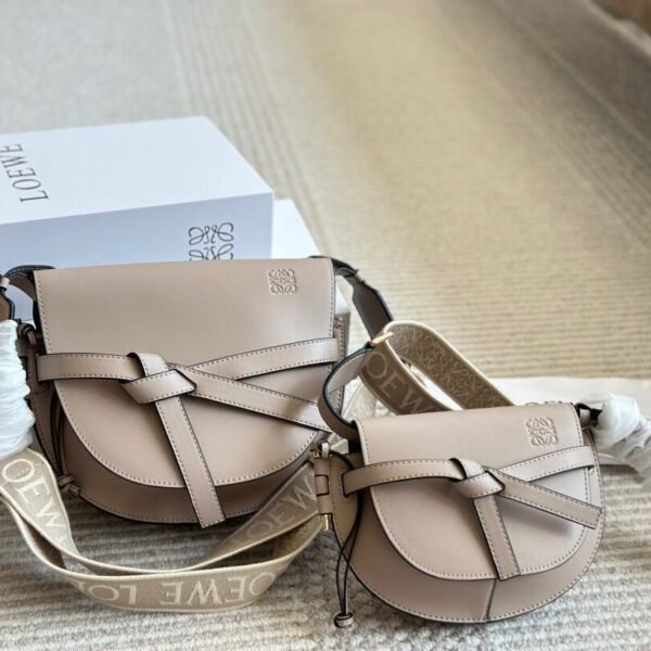 BG2883 LOEWE