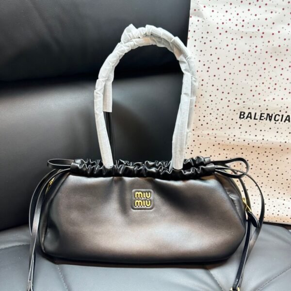 BG2884 MIUMIU