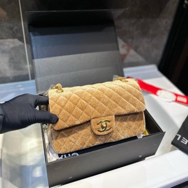 BG2998 CHANEL