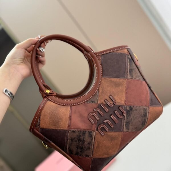 BG3032 MIUMIU