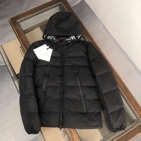 D2670 MONCLER