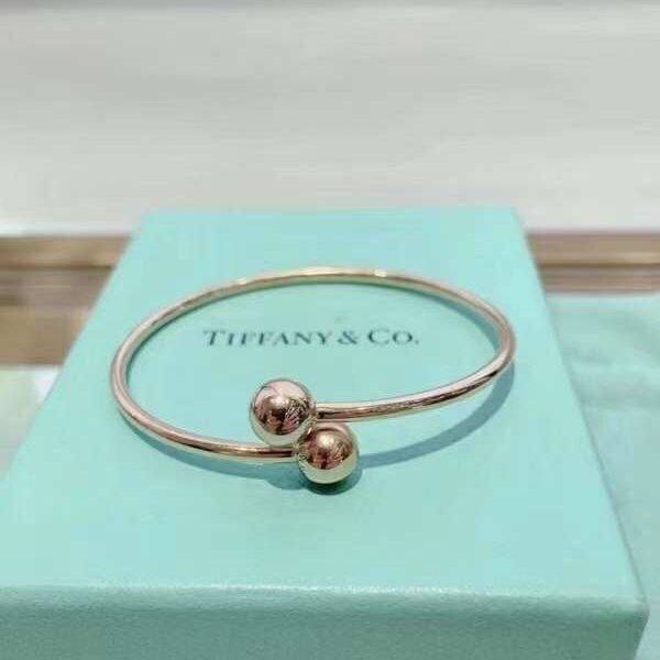 E354 TIFFANY & CO.