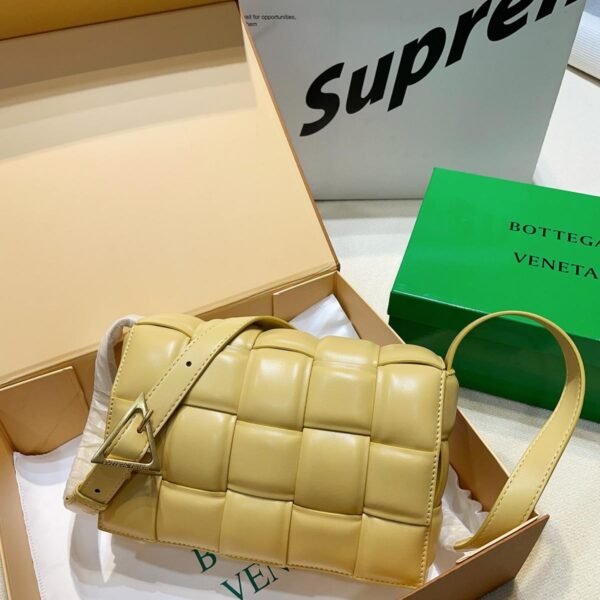 BG3106 Bottega Veneta