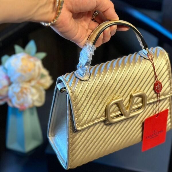 BG3127 Valentino