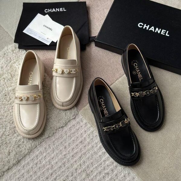 FF2392 CHANEL