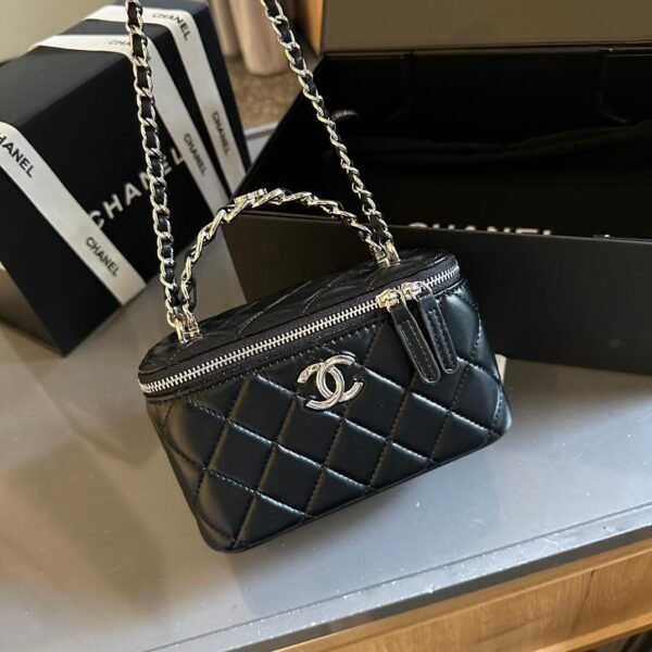 BG3140 CHANEL