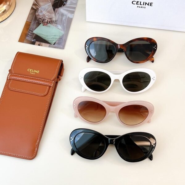 QA2821 CELINE