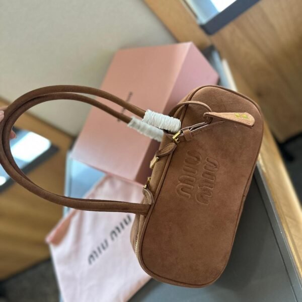 BG3198 MIUMIU
